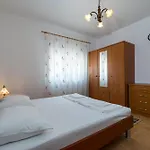 Apartments Franica